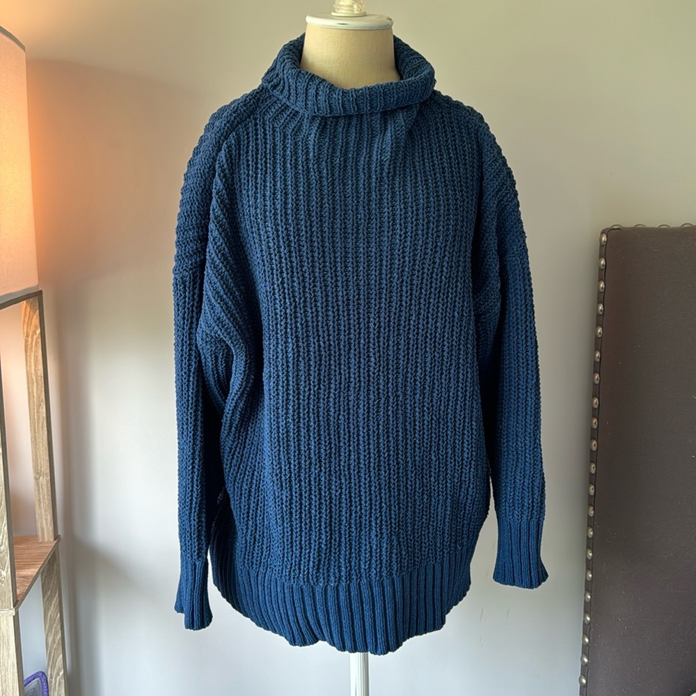 Aerie Chunky Knit Sweater